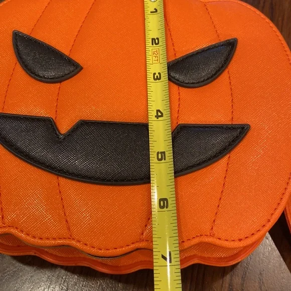 COPY - NWOT Halloween Jack o Lantern Crossbody - Picture 9 of 9